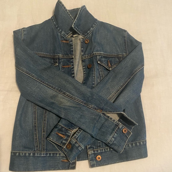 Classic GAP jean jacket - size S - Picture 7 of 9